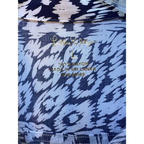 Lilly Pulitzer women’s navy blue peacock button front blouse size L #38-1692 - Picture 2 of 6